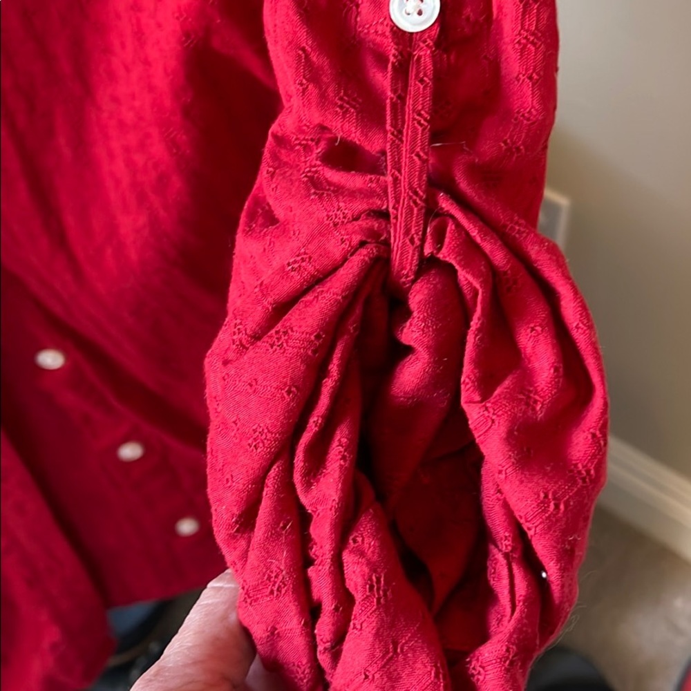 Lauren Ralph Lauren roll tab sleeve eyelet shirt. - Picture 4 of 10